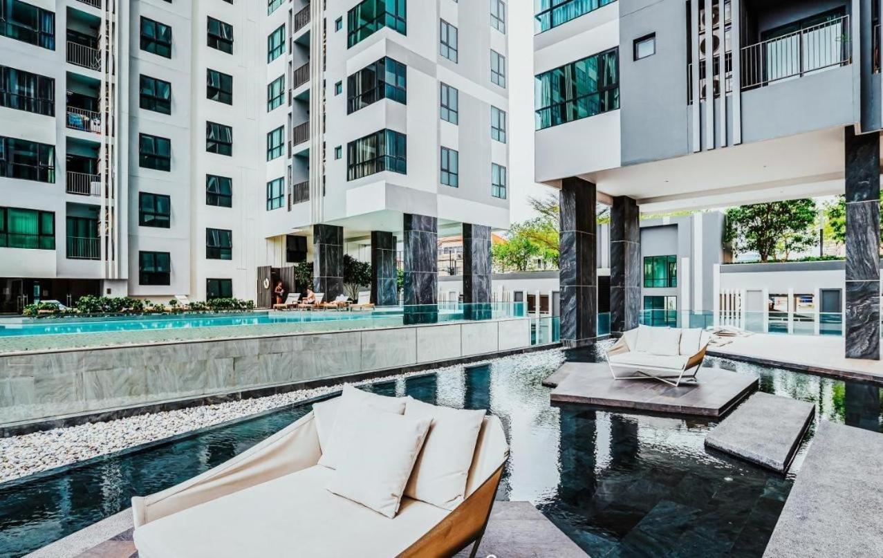 Great Location With Infinity Pool - Central Pattaya Apartment Екстериор снимка