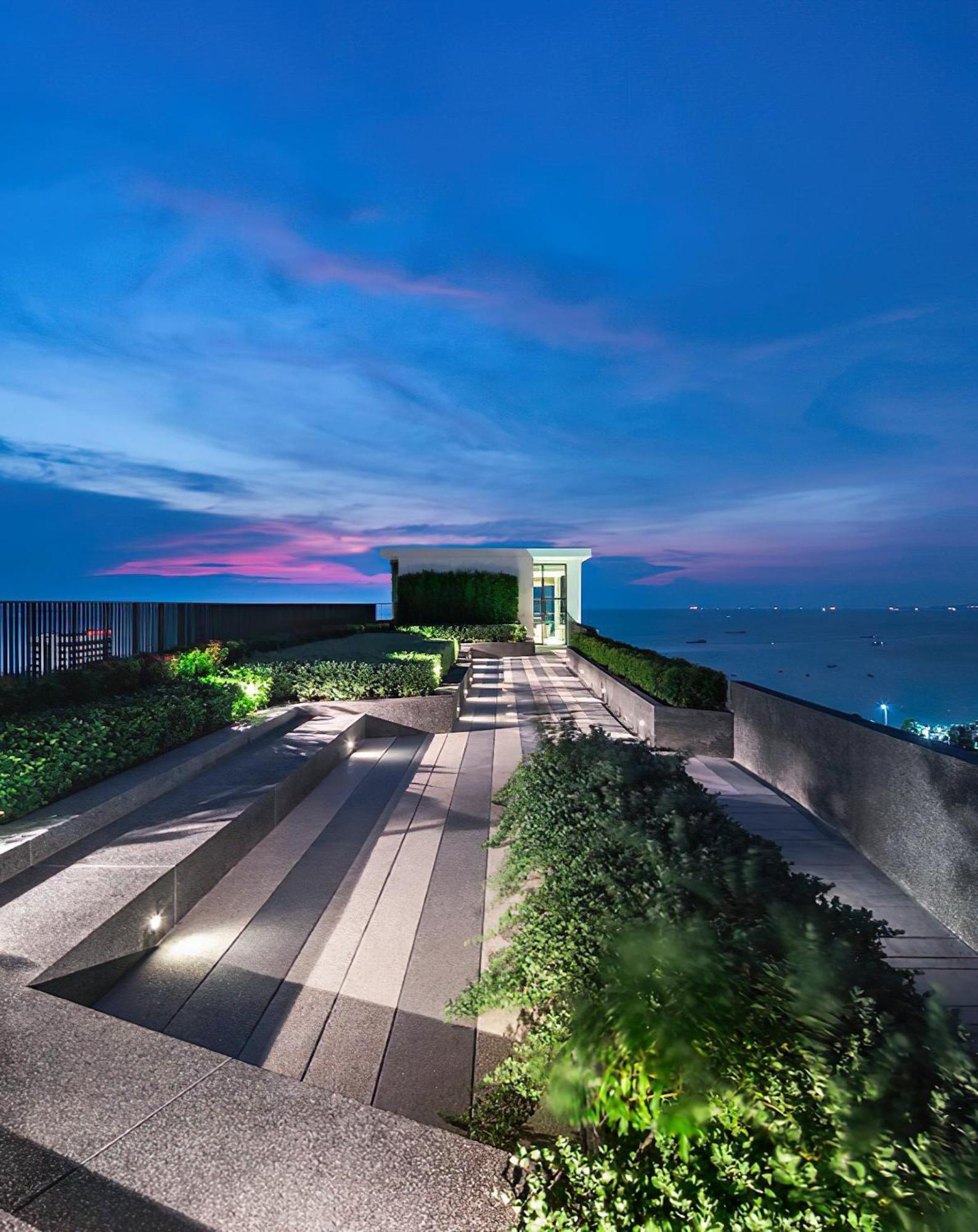 Great Location With Infinity Pool - Central Pattaya Apartment Екстериор снимка